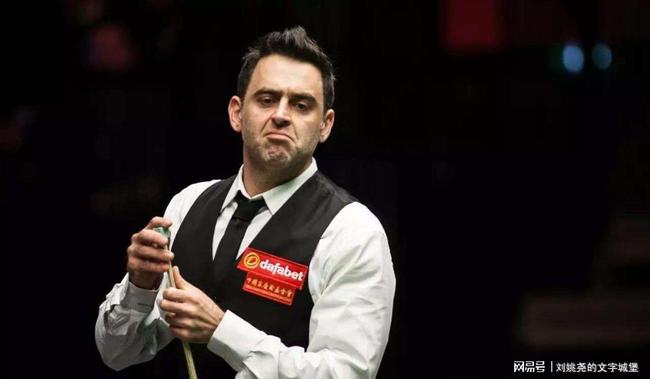 推向风口浪 推向风口浪